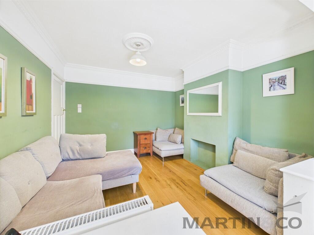 7 Sitting Room