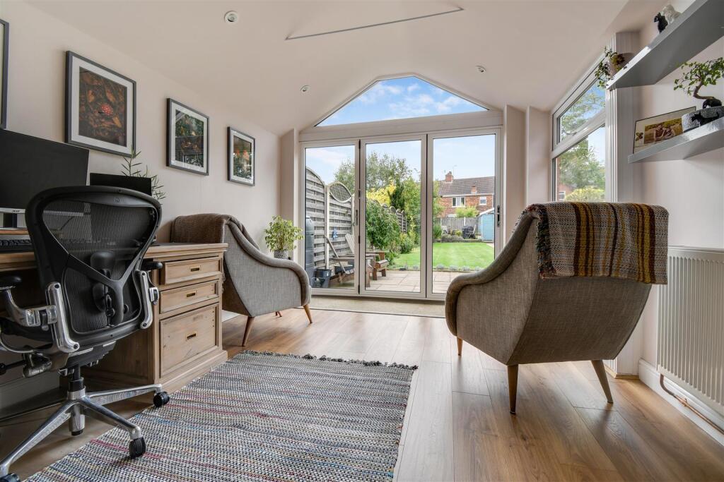 Garden room