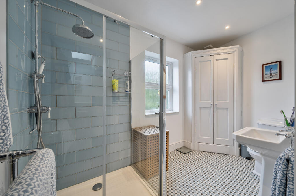 1342347268a6146bd0730