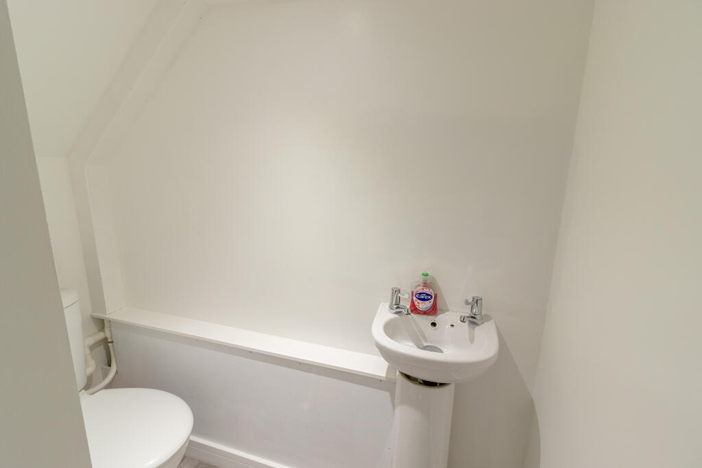 Basement - WC