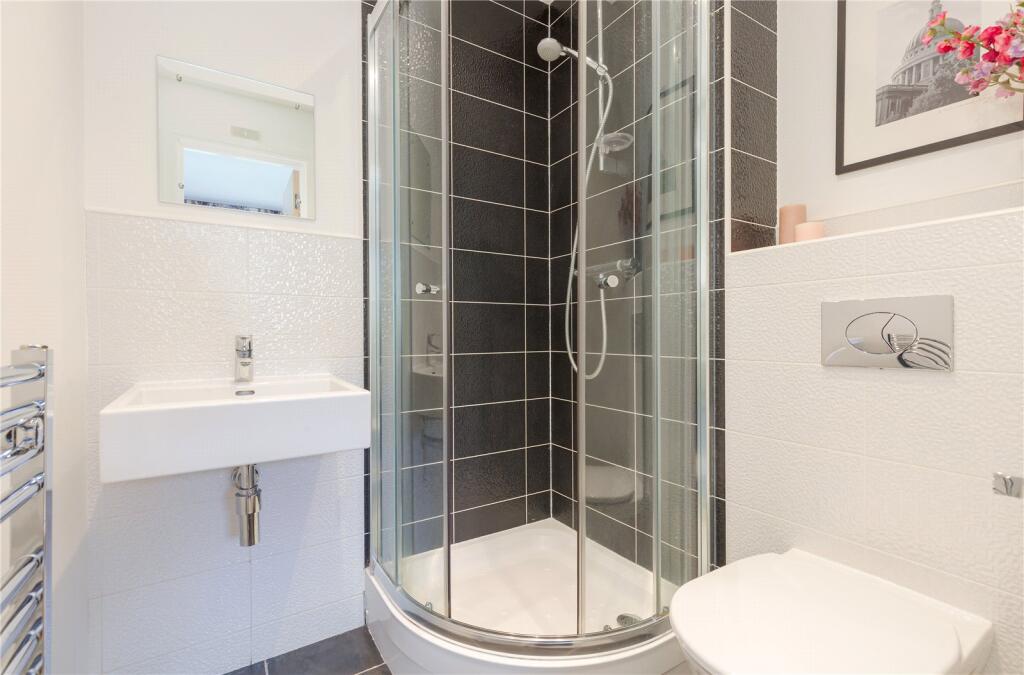 Bed Two En Suite