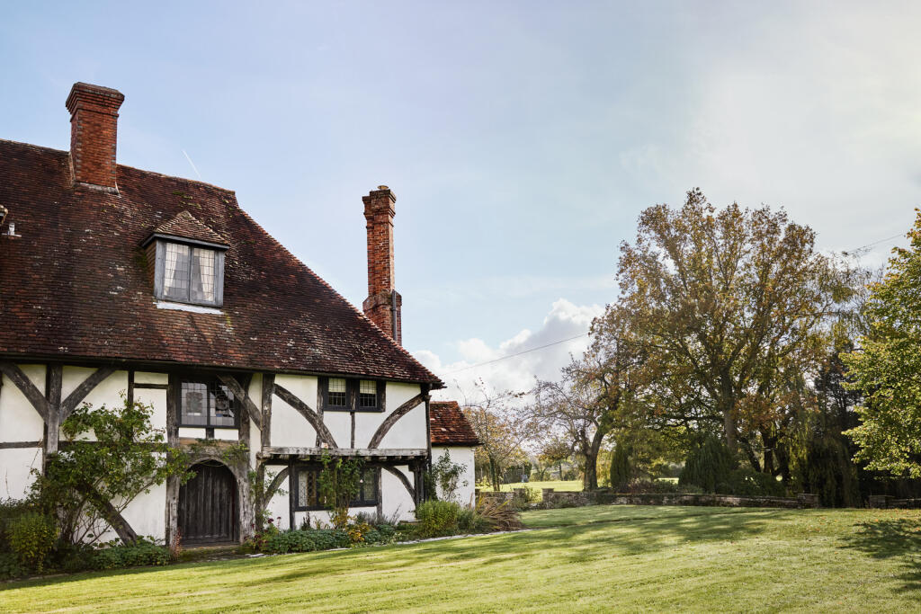 239831 - DGLA1200.jpg