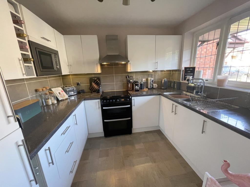 Fitted Kitchen