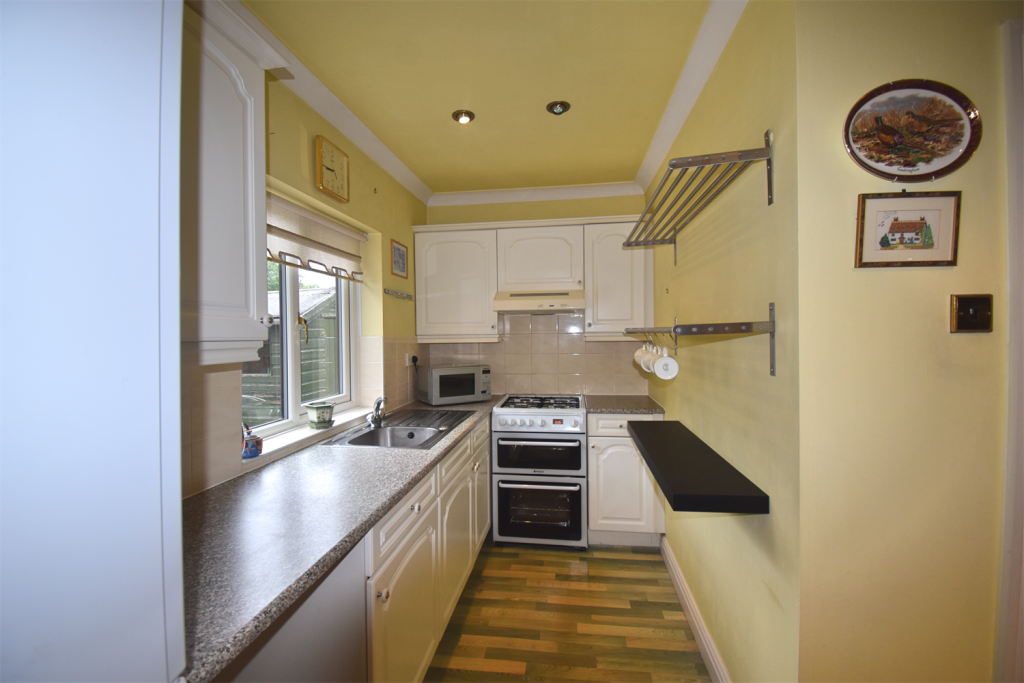 Fitted Kitchen/Dinin