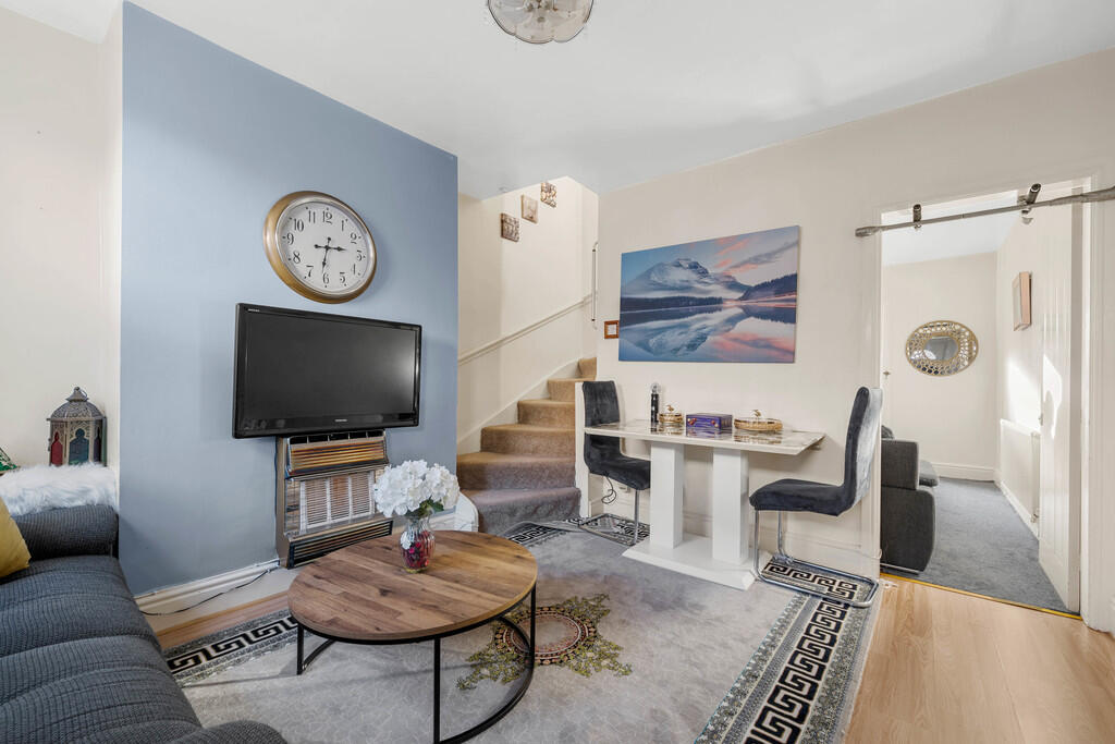 147 Garden Lane, ...