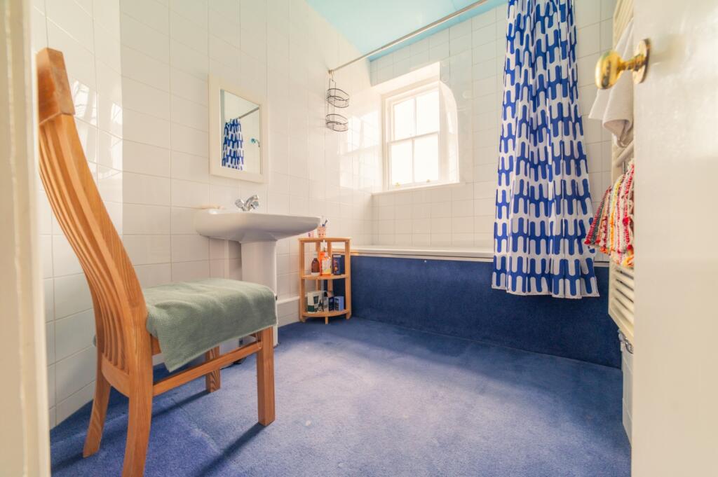 Award-winning Media team on EVERY Listing__30