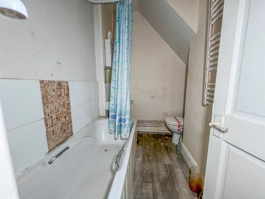 Bathroom 2