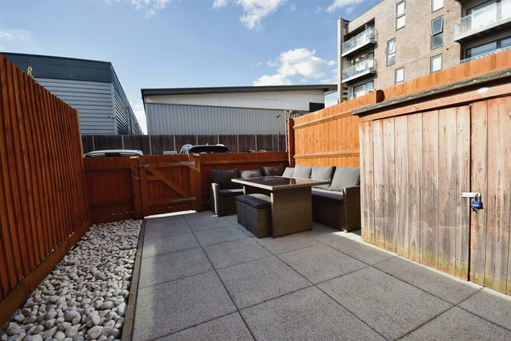 821c3dd6-Garden 201.JPG