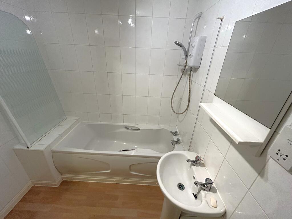 image00006.jpeg