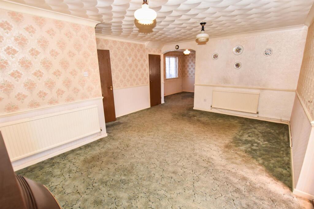 lounge.jpg