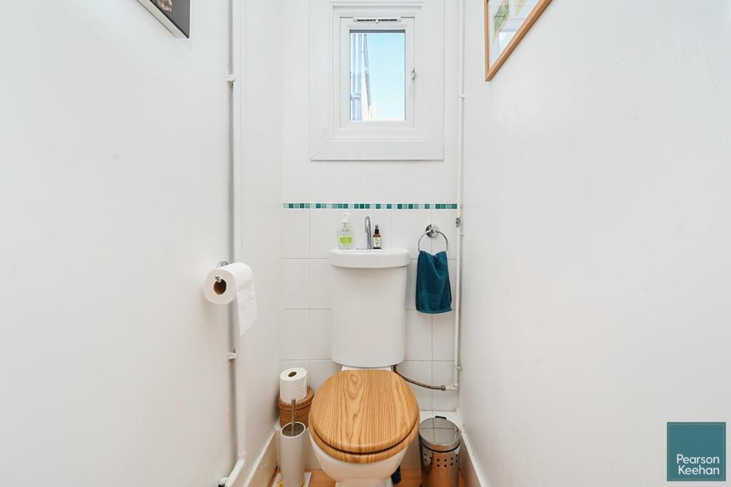 83 Westbourne Street, Hove,BN3 (19).jpg