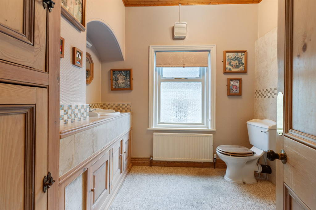 36 Upper Batley, Low Lane 32_297.png