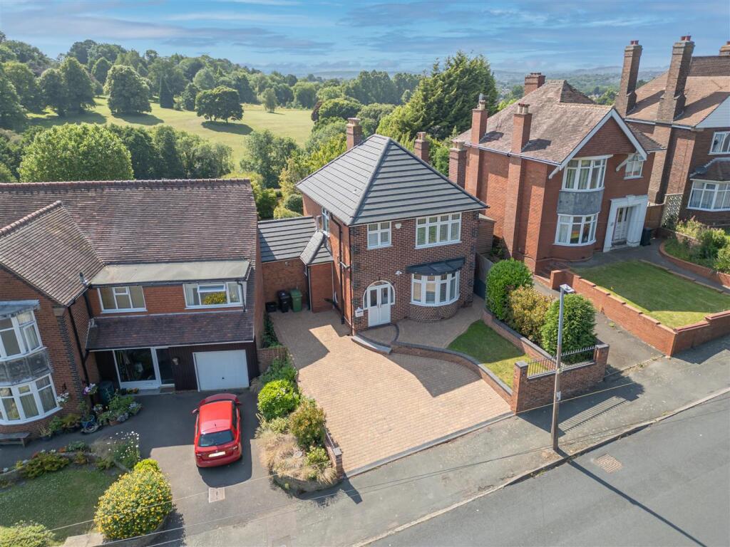 Perrins Lane Stourbridge 1.jpg