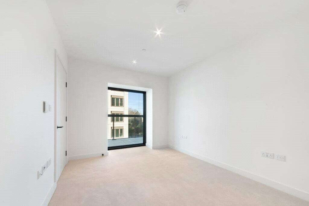 Abram Building, Riverscape, London, E16