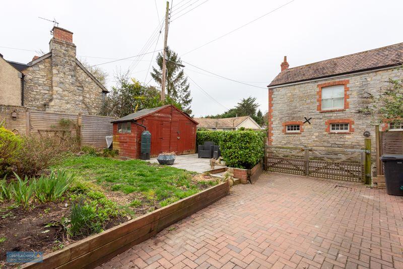 Garden/Parking