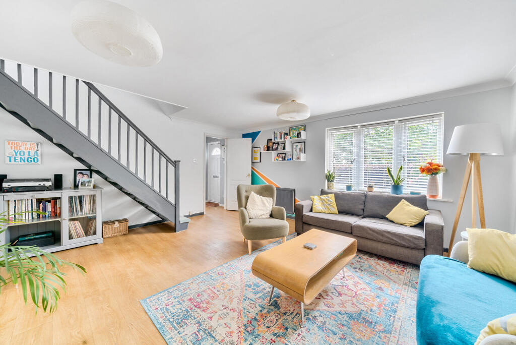 1312539-4-685ebf7...