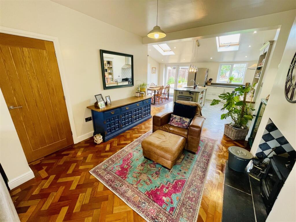 Open Plan Kitchen/Dining Room