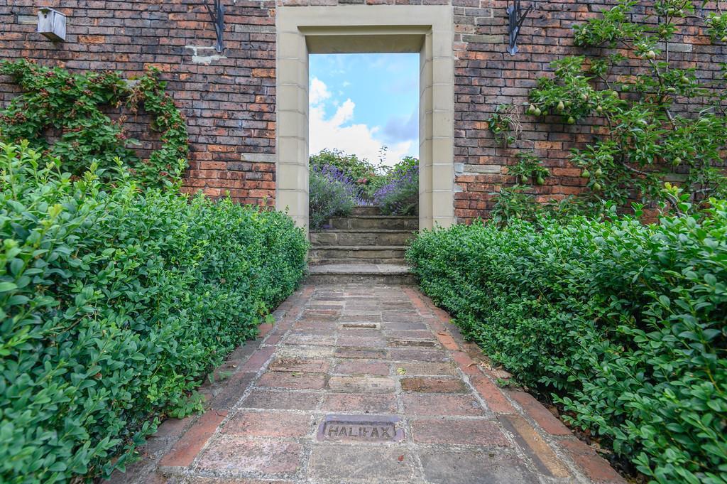 Holme Grange external 21.jpg