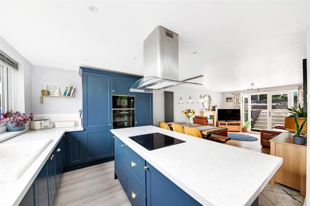 LIVING DINING KITCHEN