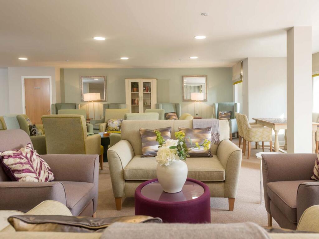 Communal Lounge 