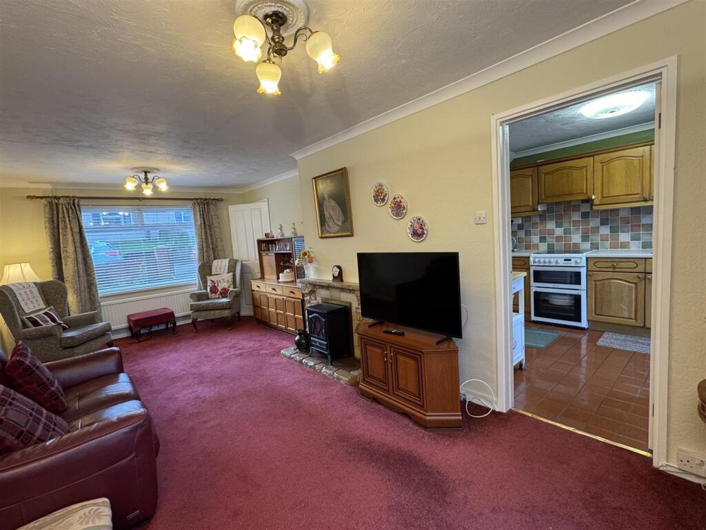 Living/Dining Room