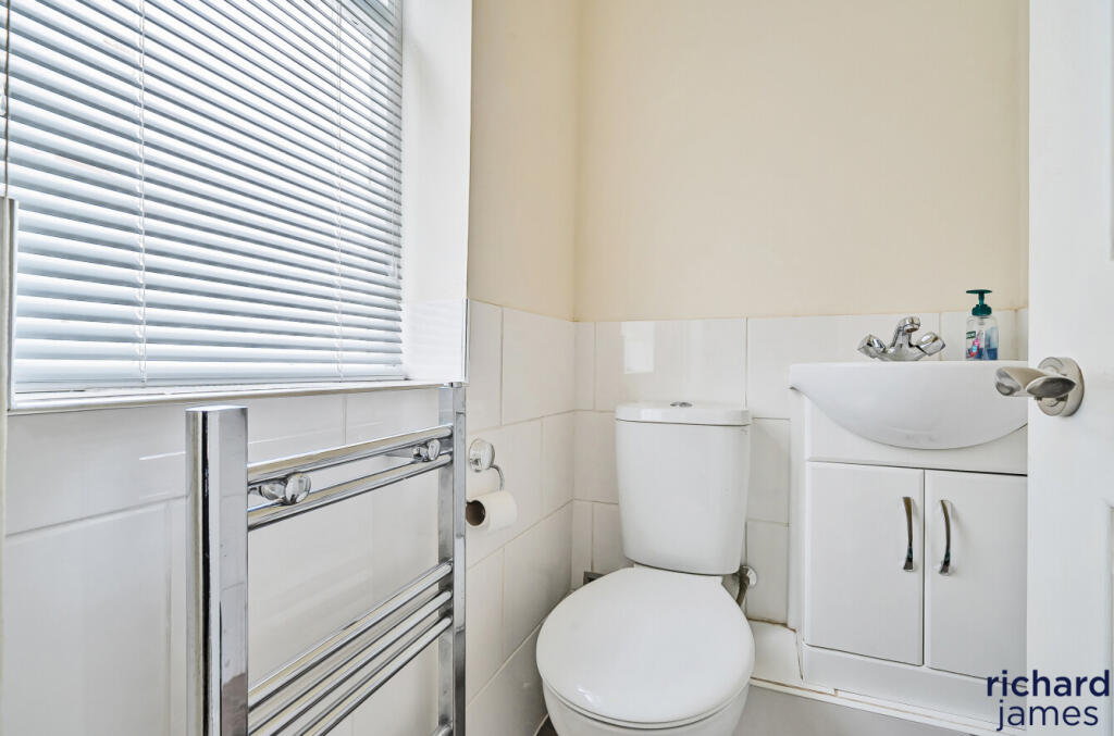 2efaa34366af4bfe83ed96b0f3111ae8