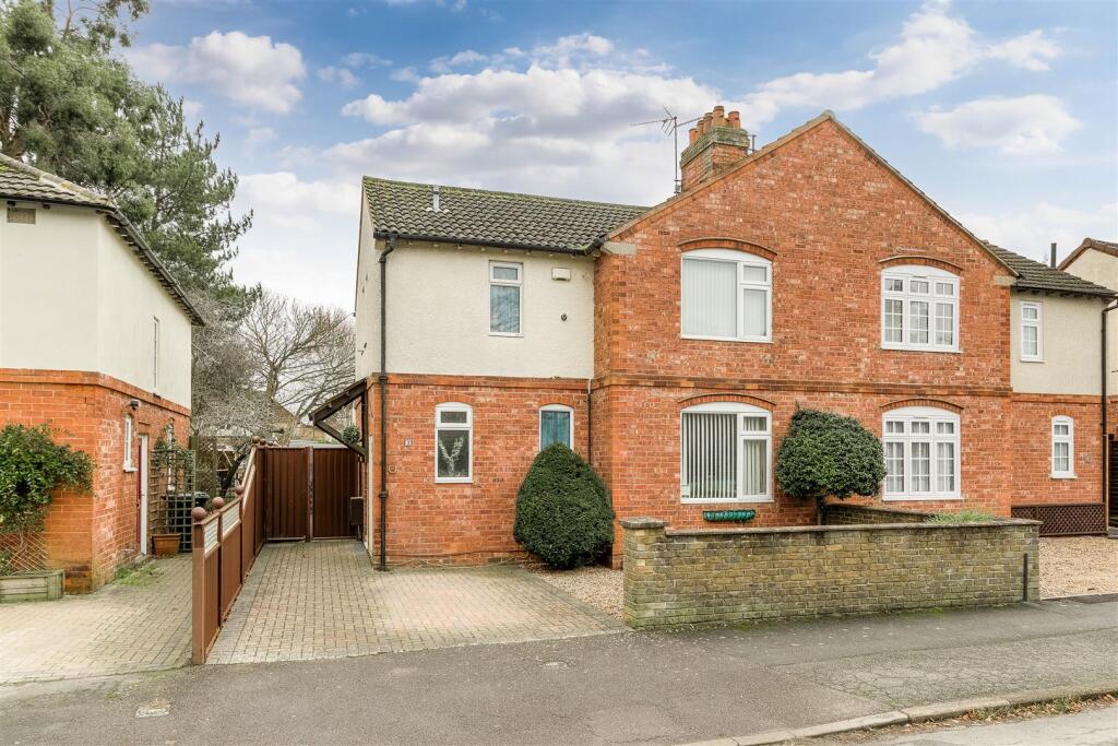 Swanspool Parade, Wellingborough