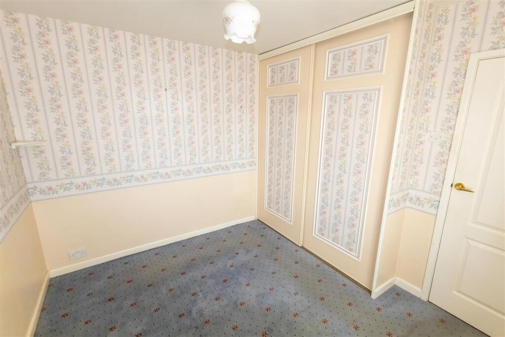 Walnut Drive-25 - t.jpeg