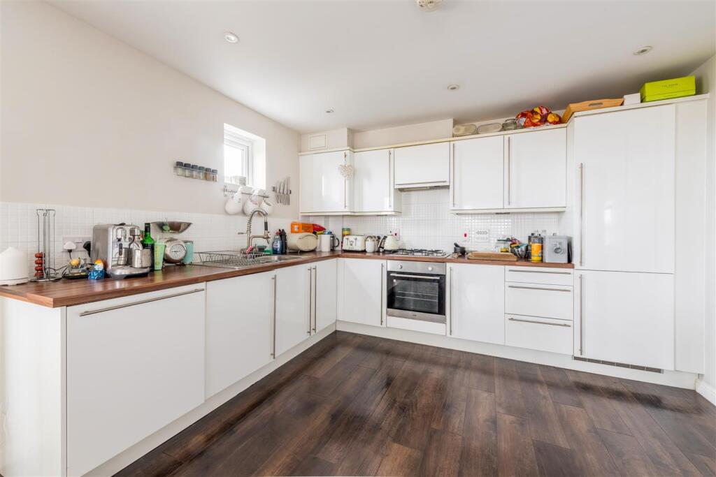 Flat 11 Penzance House-4.jpg