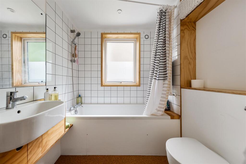 Orwell Lodge, 4, Hermitage Walk, E18