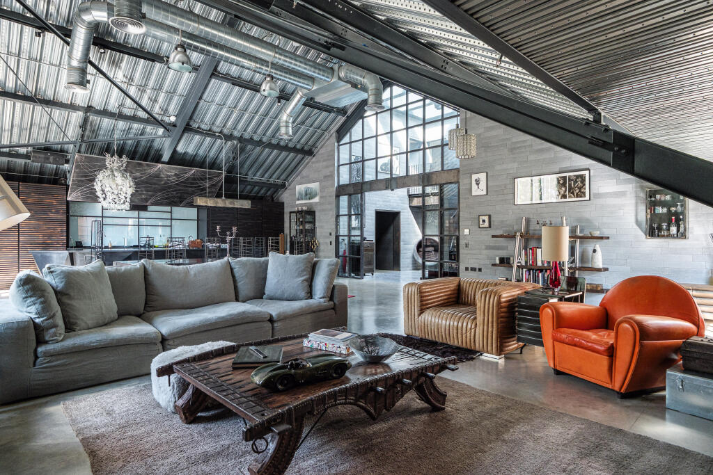 August 2025 JR (14).jpg