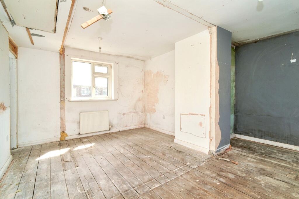 5 Marple Grove, Stretford, Manchester M32 0BD