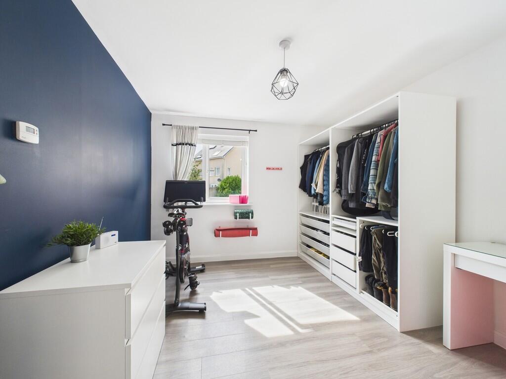 CAM02089G0-PR0518...