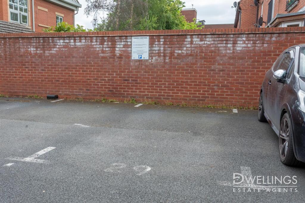 DWELEST- 29 Wyllie Mews, DE14 1BF-0028.jpg