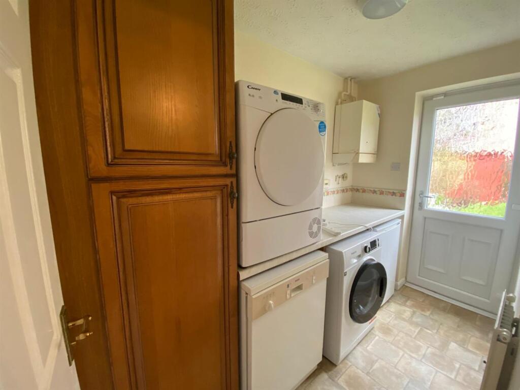 1 charles way 25 3.jpg