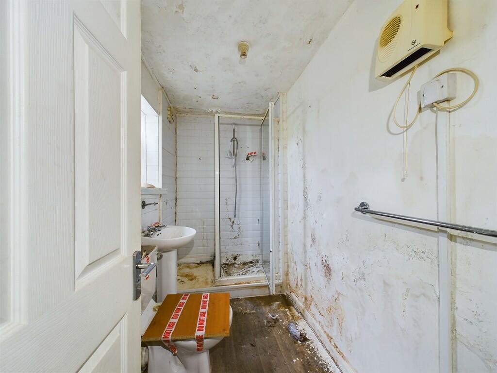 CAM02089G0-PR0333...