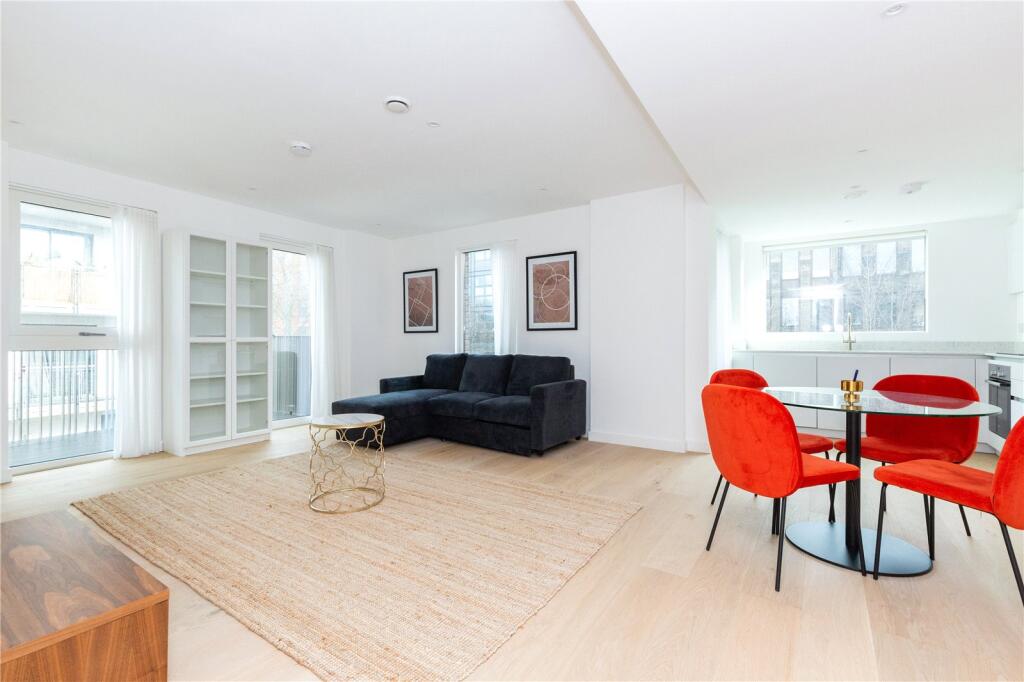 Open Plan Reception