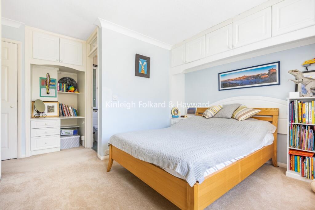 ec02868b-ee69-4577-8