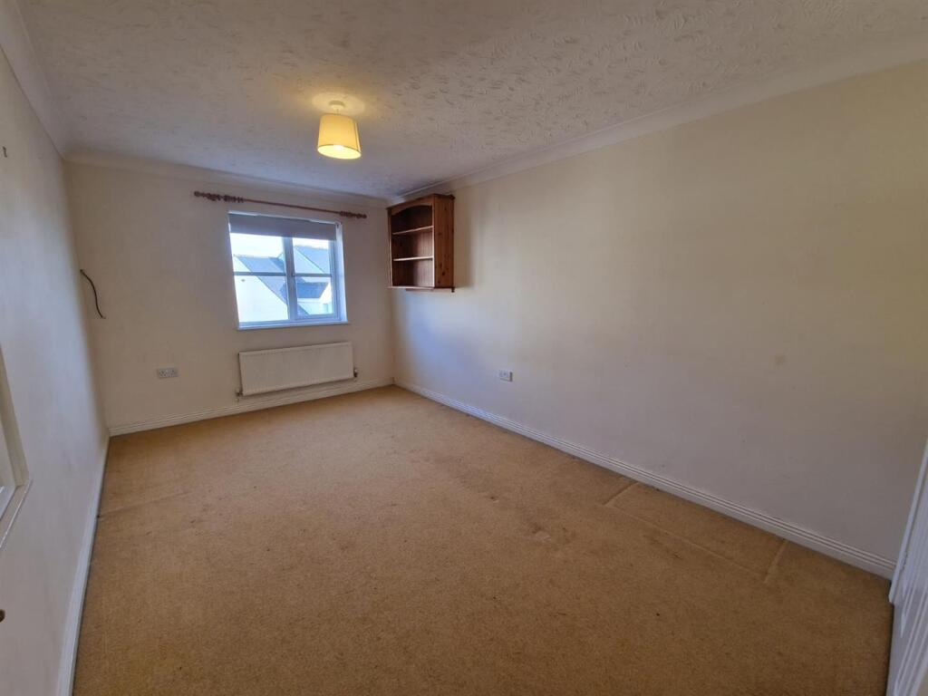 Bedroom 2.jpeg