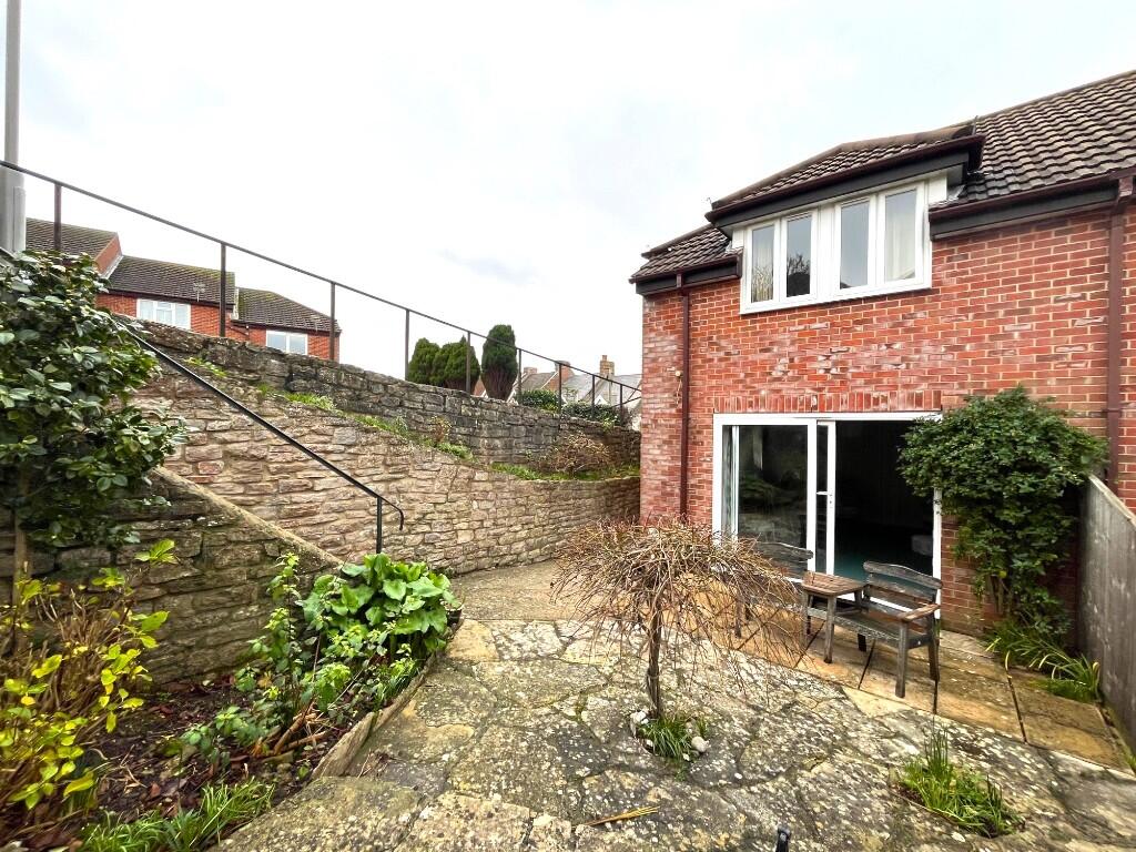Rear &amp; garden
