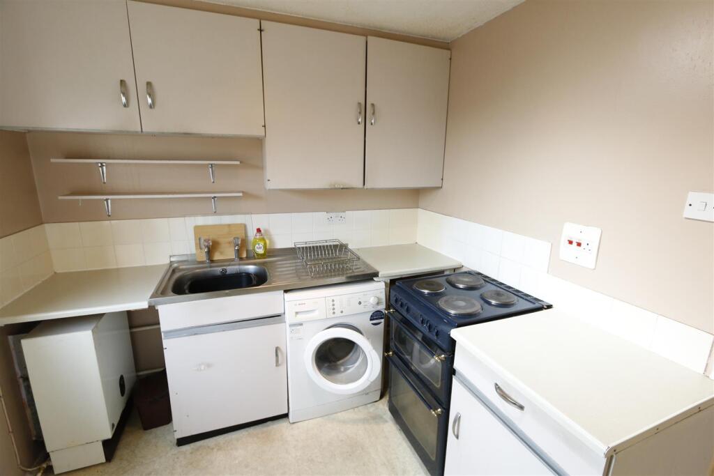 55 Pinemead, Shefford (9).JPG