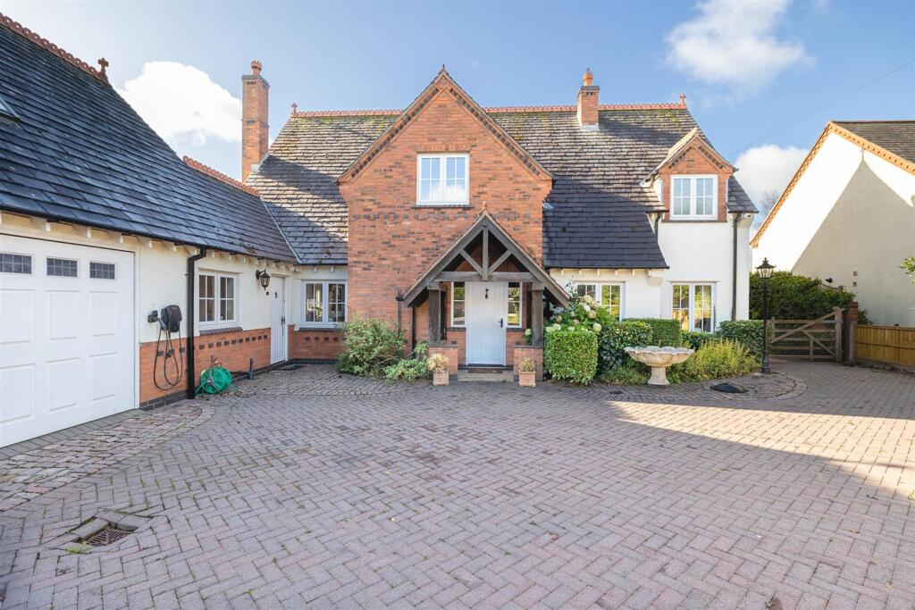 4 Meadow Lane, Stanton under Bardon