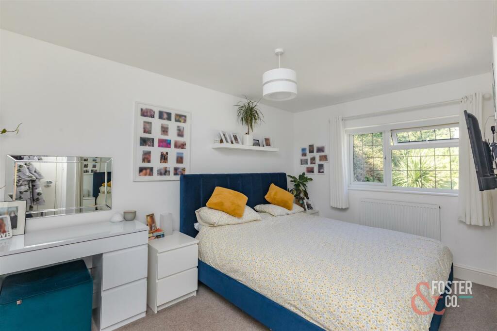 Redhill Drive 33-20.JPG