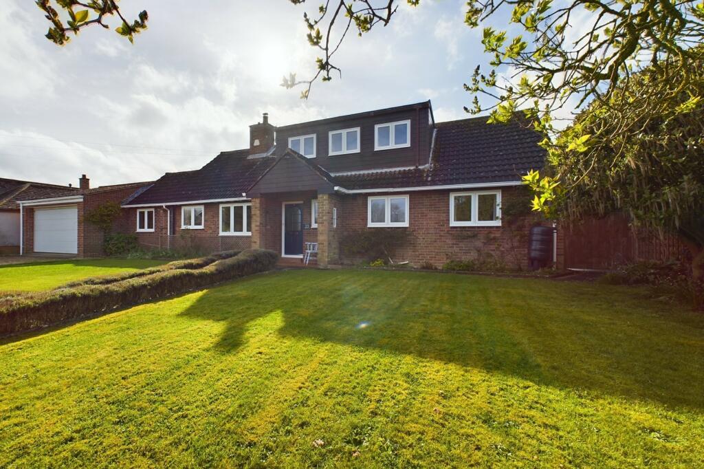 CAM02545G0-PR0131-STILL003