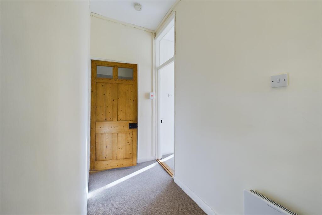 18 Lansdown Place, Cheltenham GL50 2HX | Leasehold