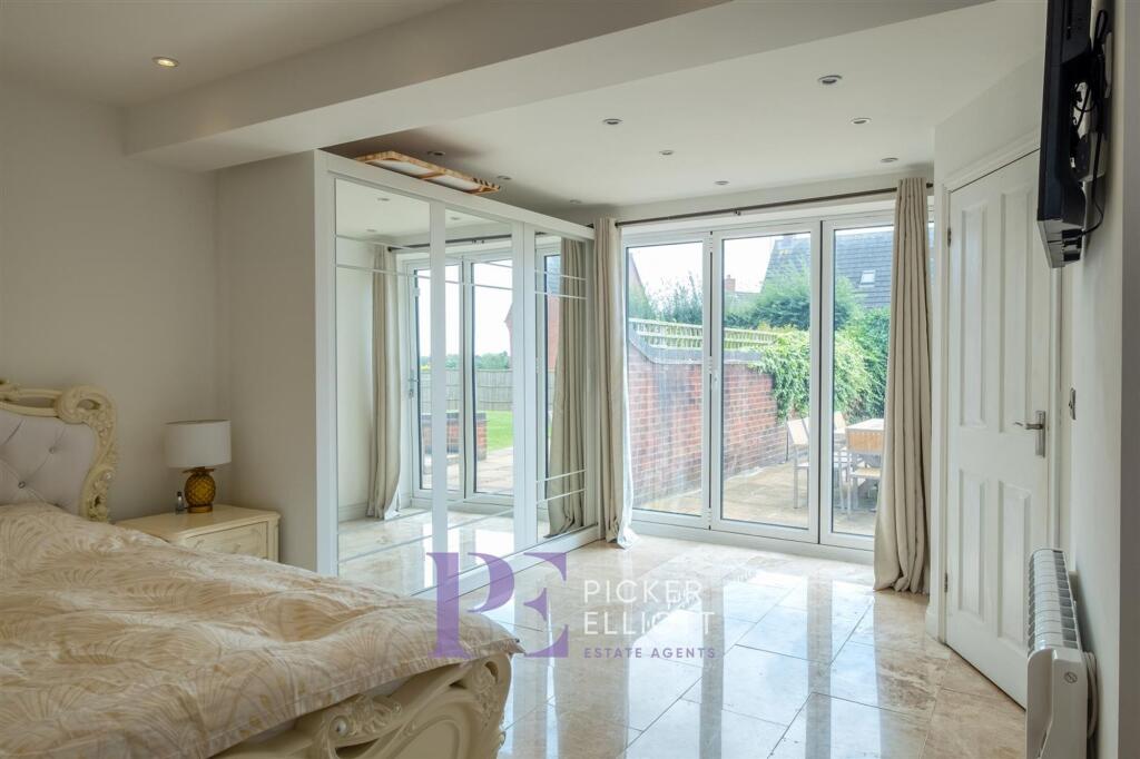 Main Suite