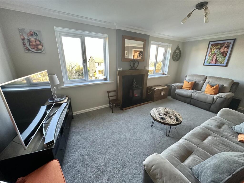 Bramleys Estate Agents - Sandiway Bank - Dewsbury 