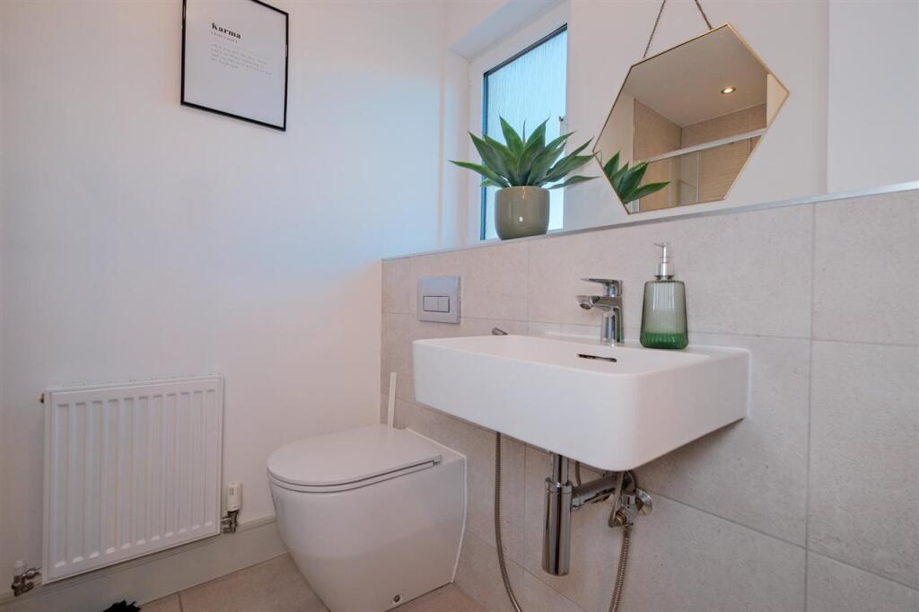 Ensuite
