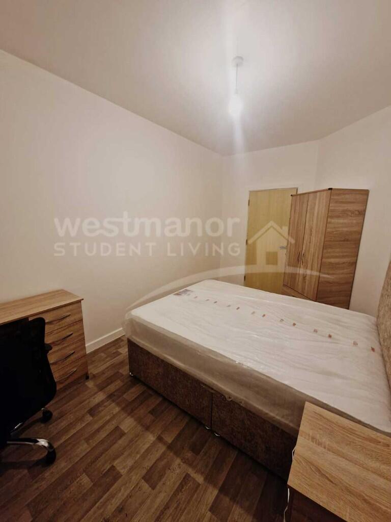 FLAT 5 
