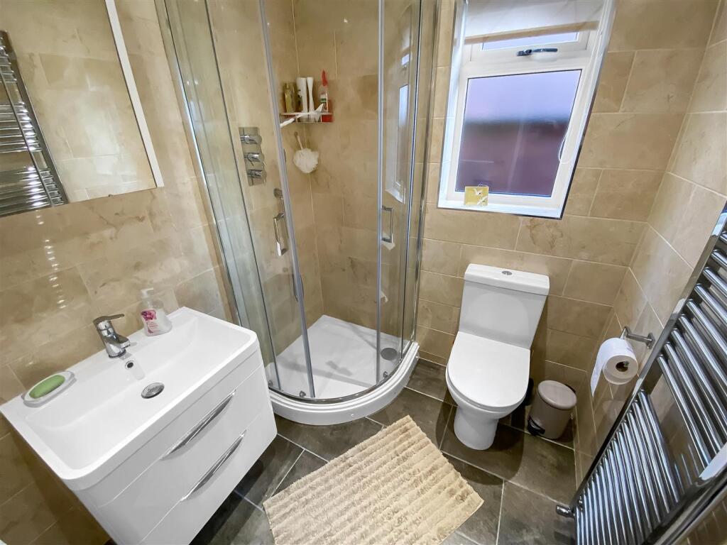 En Suite.jpg